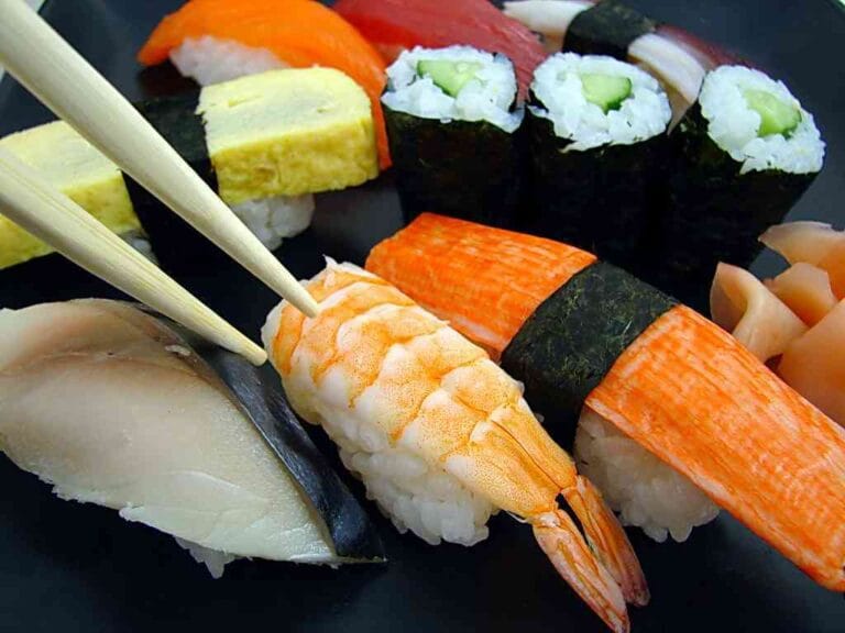 pastel de sushi