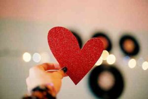 corazon de cartulina