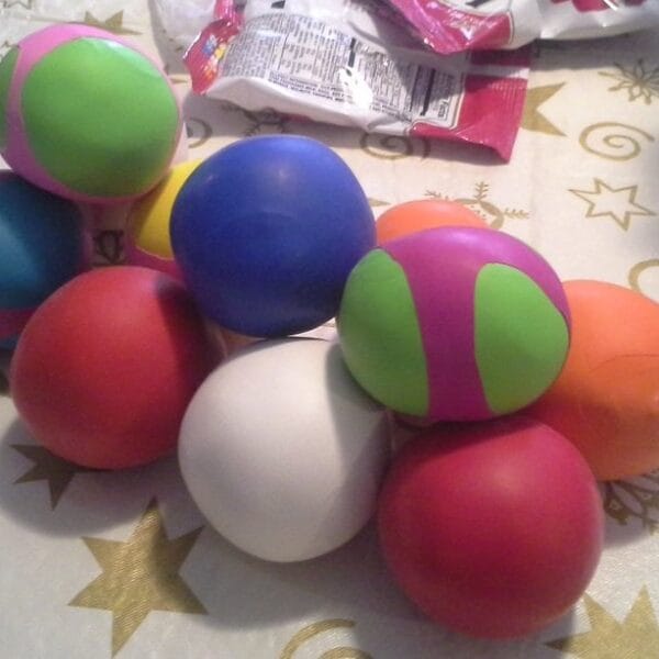 bolas de globo y harina