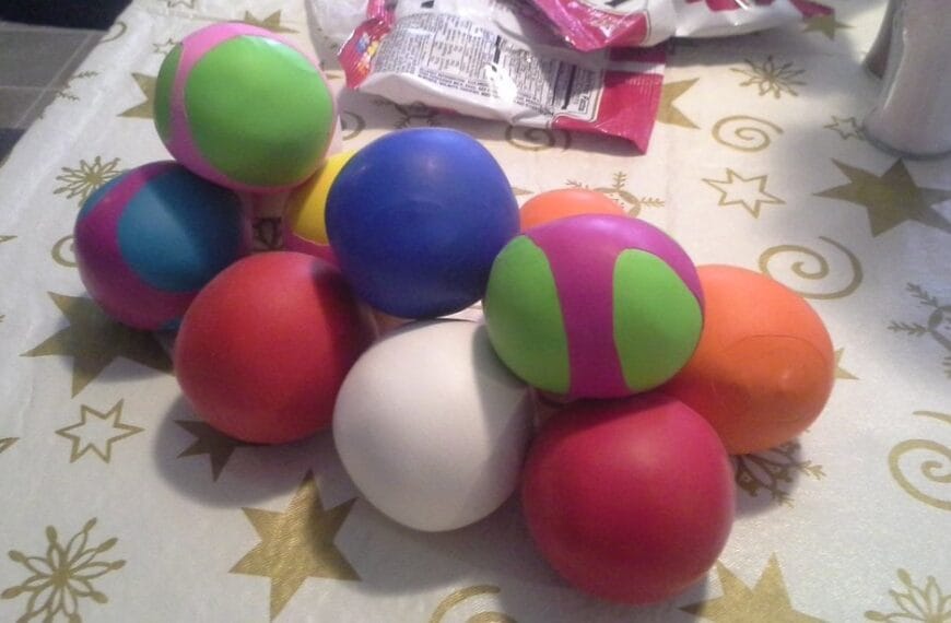 bolas de globo y harina