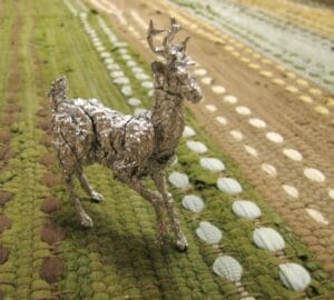 ciervo hecho en papel de aluminio