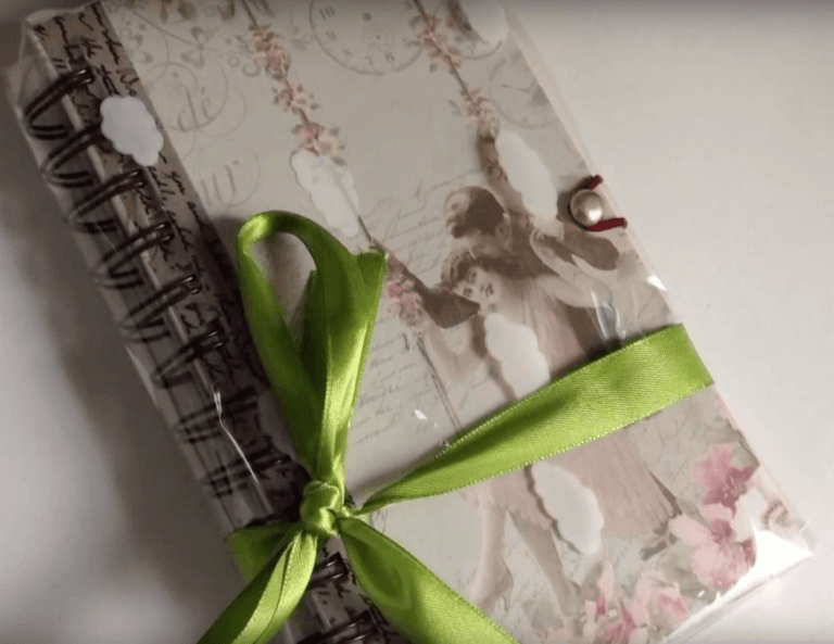 Agenda de estilo scrapbooking