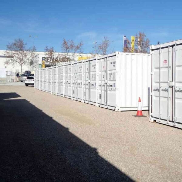 Ventajas de alquilar un almacén para guardar las herramientas de trabajo