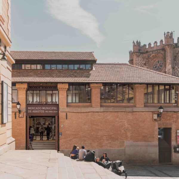 El Mercado de Abastos vuelve a mirar a Toledo